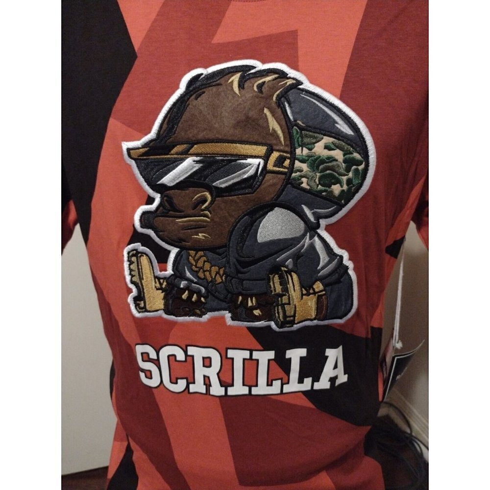 NWT New RS1NE Scrilla Graphic Logo Print T-shirt True Size Is Large L Red S/S - Picture 2 of 12